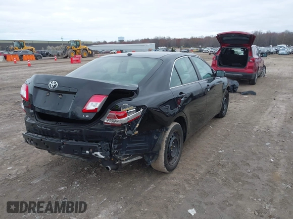 2011 Toyota Camry LE with VIN 4T1BF3EK1BU181281, listed as a IAAI auction lot 42030812 with 275,975 mi miles and . Bid and sale history available at carsss.com. Image 4.