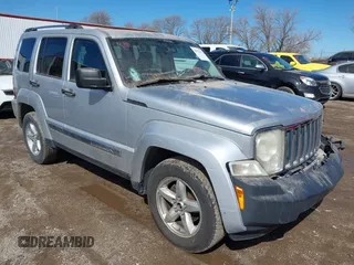 2008 Jeep Liberty Limited with VIN 1J8GN58K98W208267, listed as a IAAI auction lot 41752432 with 222,540 mi miles and . Bid and sale history available at carsss.com. Image 1.
