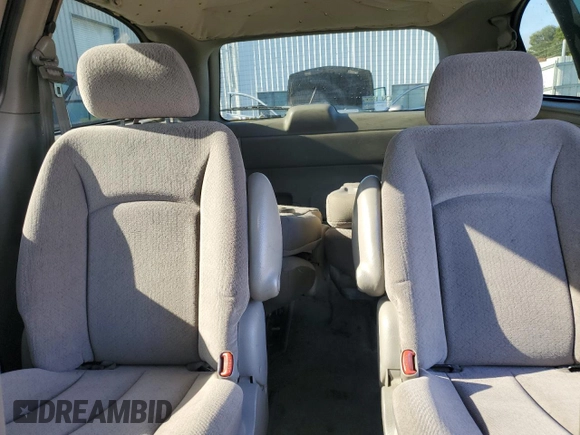 2002 Dodge Caravan EX with VIN 2B8GP74L72R693158, listed as a Copart auction lot 46673595 with 181,451 mi miles and Salvage Title. Bid and sale history available at carsss.com. Image 10.