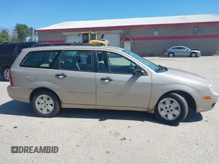 2007 Ford Focus SE with VIN 1FAFP36N47W216229, listed as a IAAI auction lot 42085254 with 57,586 mi miles and . Bid and sale history available at carsss.com. Image 14.