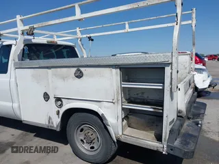 2015 Ford F-250 XL z VIN 1FD7X2A66FEC39519, wystawiony jako IAAI lot #41853743 z przebiegiem 232 244 mil mil oraz . Historia ofert i sprzedaży dostępna na DreamBid. Obrazek 17.