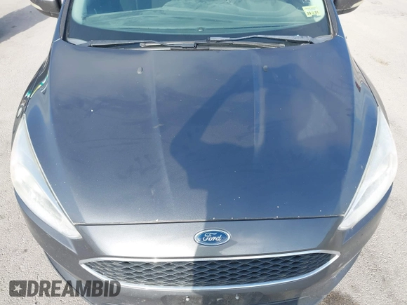 2017 Ford Focus SE with VIN 1FADP3F29HL220261, listed as a IAAI auction lot 42101315 with 152,267 mi miles. Bid and sale history available at carsss.com. Image 6.