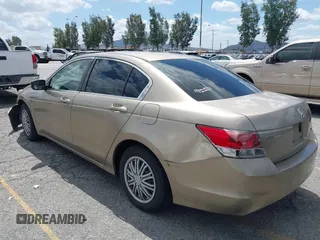2008 Honda Accord LX z VIN JHMCP26318C025410, wystawiony jako IAAI lot #42244352 z przebiegiem 187 929 mil mil oraz . Historia ofert i sprzedaży dostępna na DreamBid. Obrazek 3.