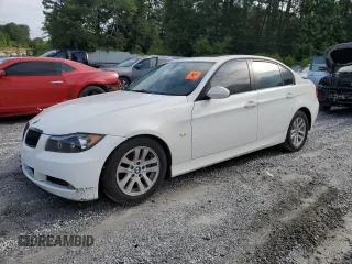 2006 BMW 3 Series 325i z VIN WBAVB13526PT08541, wystawiony jako Copart lot #58718645 z przebiegiem Nie podano mil oraz Nie do naprawy • Non repairable. Historia ofert i sprzedaży dostępna na DreamBid. Obrazek 1.