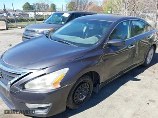 2013 Nissan Altima 2.5 S with VIN 1N4AL3APXDC132380, listed as a IAAI auction lot 41801699 with 257,669 mi miles. Bid and sale history available at carsss.com. Image 6.