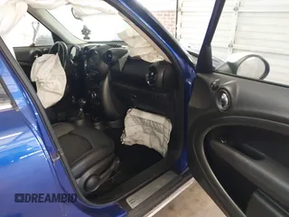 2015 MINI Countryman S z VIN WMWZC5C58FWP45505, wystawiony jako IAAI lot #41012241 z przebiegiem 108 986 mil mil oraz . Historia ofert i sprzedaży dostępna na DreamBid. Obrazek 5.