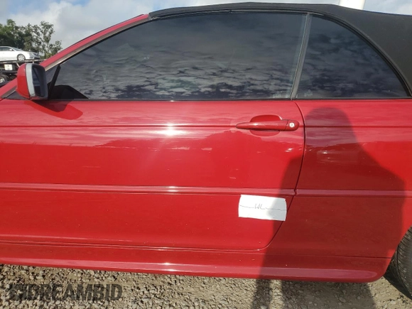 2006 BMW 3 Series 330Ci with VIN WBABW53496PL54731, listed as a Copart auction lot 70453944 with 195,261 mi miles and Salvage Title. Bid and sale history available at carsss.com. Image 12.