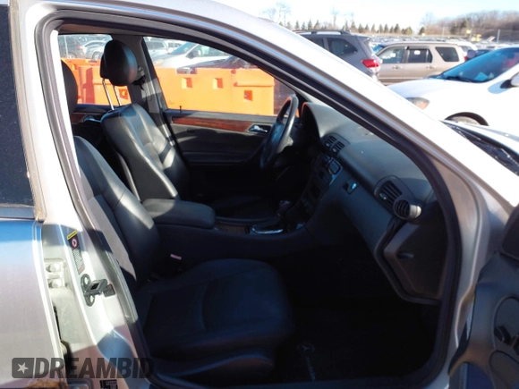 2001 Mercedes-Benz C 230/260/280/320 with VIN WDBRF61J21F054414, listed as a IAAI auction lot 41409852 with 172,113 mi miles and . Bid and sale history available at DreamBid. Image 5.
