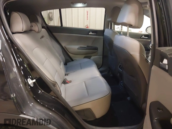 2017 Kia Sportage EX with VIN KNDPN3AC9H7044253, listed as a IAAI auction lot 41931607 with 77,025 mi miles. Bid and sale history available at carsss.com. Image 8.