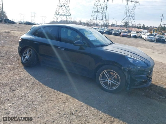 2019 Porsche Macan with VIN WP1AA2A57KLB07005, listed as a IAAI auction lot 41687951 with NaN miles. Bid and sale history available at carsss.com. Image 1.