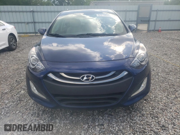 2013 Hyundai Elantra GT with VIN KMHD35LE8DU098489, listed as a Copart auction lot 52319825 with 103,248 mi miles and Salvage Title. Bid and sale history available at carsss.com. Image 5.