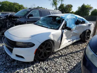 2017 Dodge Charger R/T z VIN 2C3CDXCT2HH525587, wystawiony jako Copart lot #52759225 z przebiegiem 86 840 mil mil oraz Nie do naprawy • Non repairable. Historia ofert i sprzedaży dostępna na DreamBid. Obrazek 1.