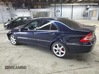 2006 Mercedes-Benz C 280 Luxury with VIN WDBRF92H16F752095, listed as a Copart auction lot 61414675 with 182,802 mi miles and Salvage title. Bid and sale history available at DreamBid. Image 2.