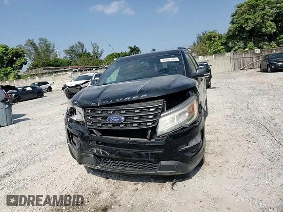 2017 Ford Explorer XLT with VIN 1FM5K7D81HGC29682, listed as a Copart auction lot 53602095 with 102,496 mi miles and Salvage Title. Bid and sale history available at DreamBid. Image 12.