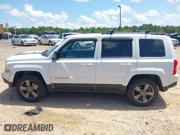 2016 Jeep Patriot Sport with VIN 1C4NJRBB8GD731252, listed as a IAAI auction lot 42321786 with 111,788 mi miles and . Bid and sale history available at DreamBid. Image 14.