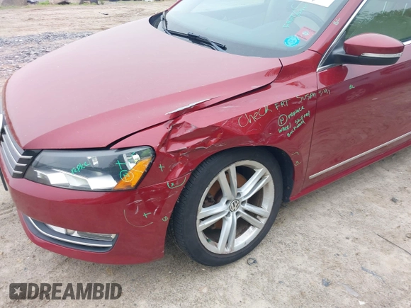 2015 Volkswagen Passat SE с VIN 1VWBV7A3XFC084781, выставлен на аукционе IAAI как лот 42166966 с пробегом 85 109 миль миль и . История ставок и продаж доступна на DreamBid. Изображение 6.