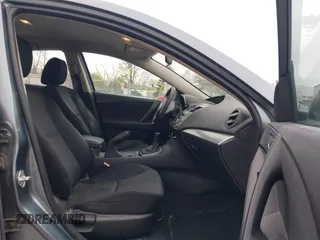 2012 Mazda Mazda3 i Sport with VIN JM1BL1UF0C1640650, listed as a IAAI auction lot 42019342 with 144,611 mi miles. Bid and sale history available at carsss.com. Image 5.
