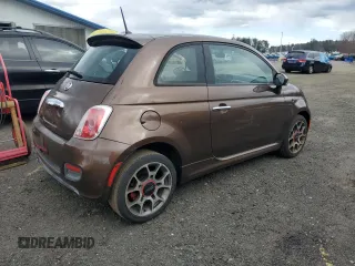 2012 FIAT 500 Sport z VIN 3C3CFFBR6CT383917, wystawiony jako Copart lot #50950975 z przebiegiem 122 087 mil mil oraz Tytuł czysty. Historia ofert i sprzedaży dostępna na DreamBid. Obrazek 3.