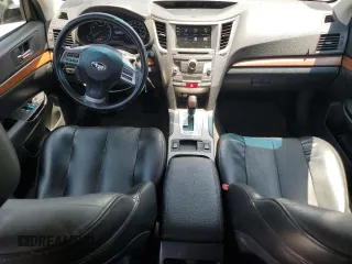 2014 Subaru Outback Limited with VIN 4S4BRDMC2E2317635, listed as a Copart auction lot 65216045 with 206,090 mi miles and Clean title. Bid and sale history available at DreamBid. Image 8.