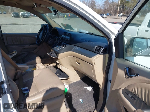 2007 Honda Odyssey EX-L z VIN 5FNRL38637B436216, wystawiony jako IAAI lot #41714246 z przebiegiem Nie podano mil oraz . Historia ofert i sprzedaży dostępna na DreamBid. Obrazek 5.