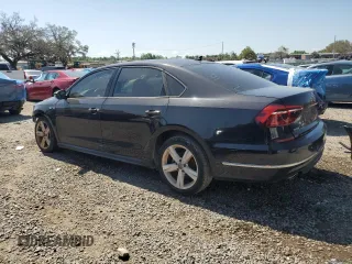 2018 Volkswagen Passat S z VIN 1VWAA7A37JC006863, wystawiony jako Copart lot #52935235 z przebiegiem 181 360 mil mil oraz Czysty tytuł • Clean title. Historia ofert i sprzedaży dostępna na DreamBid. Obrazek 2.