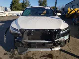 2024 Lexus RX with VIN 2T2BAMCA3RC077963, listed as a Copart auction lot 44000325 with 2,602 mi miles and Salvage Title. Bid and sale history available at carsss.com. Image 5.