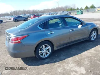 2014 Nissan Altima 2.5 with VIN 1N4AL3AP0EC291992, listed as a IAAI auction lot 41869836 with 70,471 mi miles. Bid and sale history available at carsss.com. Image 4.