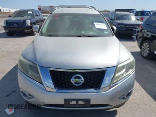 2015 Nissan Pathfinder S with VIN 5N1AR2MNXFC624659, listed as a IAAI auction lot 42033206 with 170,773 mi miles and . Bid and sale history available at DreamBid. Image 12.