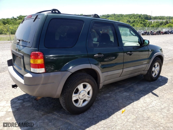2002 Ford Escape Limited with VIN 1FMCU04172KD23243, listed as a Copart auction lot 57082104 with 153,480 mi miles and Clean Title. Bid and sale history available at carsss.com. Image 3.