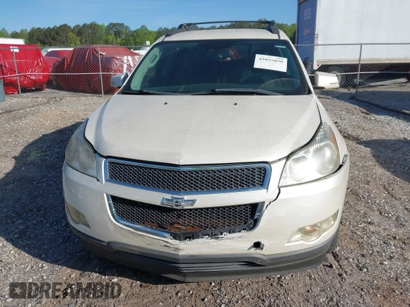 2011 Chevrolet Traverse 1LT z VIN 1GNKRGED8BJ378252, wystawiony jako IAAI lot #42055050 z przebiegiem 232 840 mil mil oraz . Historia ofert i sprzedaży dostępna na DreamBid. Obrazek 12.