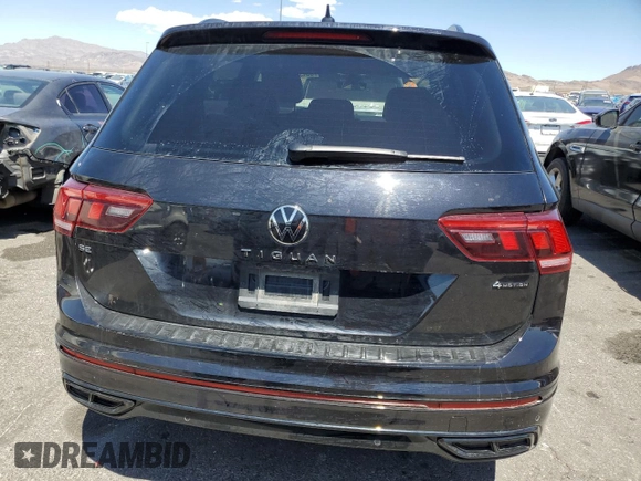2024 Volkswagen Tiguan SE R-Line Black с VIN 3VV8B7AX6RM170005, выставлен на аукционе Copart как лот 55438145 с пробегом 14 149 миль миль и Списание • Salvage title. История ставок и продаж доступна на DreamBid. Изображение 6.