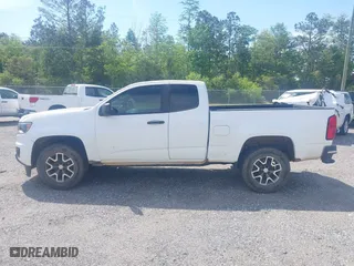 2020 Chevrolet Colorado 2WD Work Truck with VIN 1GCHSBEA2L1239669, listed as a IAAI auction lot 41878105 with 90,433 mi miles. Bid and sale history available at carsss.com. Image 14.
