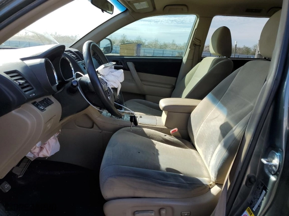 2013 Toyota Highlander with VIN 5TDZK3EH9DS116754, listed as a Copart auction lot 46704665 with 229,423 mi miles and Salvage Title. Bid and sale history available at carsss.com. Image 7.