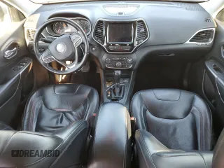 2019 Jeep Cherokee Limited с VIN 1C4PJLDB1KD185048, выставлен на аукционе Copart как лот 87480664 с пробегом 186 938 миль миль и Списание • Salvage title. История ставок и продаж доступна на DreamBid. Изображение 8.