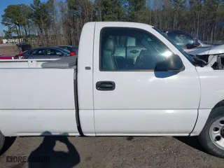 2005 Chevrolet Silverado 1500 Work Truck with VIN 1GCEC14X85Z237025, listed as a IAAI auction lot 41846828 with 101,102 mi miles. Bid and sale history available at carsss.com. Image 13.