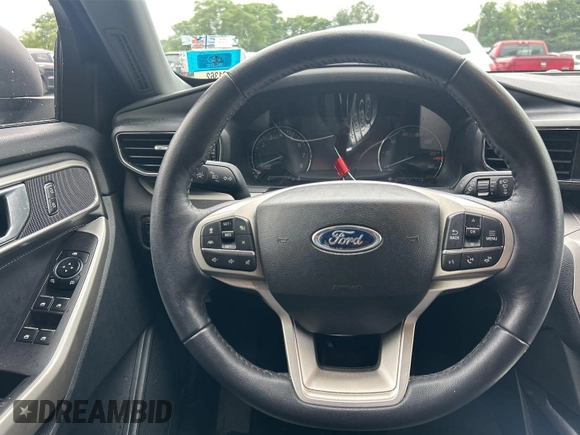 2023 Ford Explorer XLT with VIN 1FMSK8DH3PGB14248, listed as a IAAI auction lot 42842415 with 32,092 mi miles and . Bid and sale history available at DreamBid. Image 10.