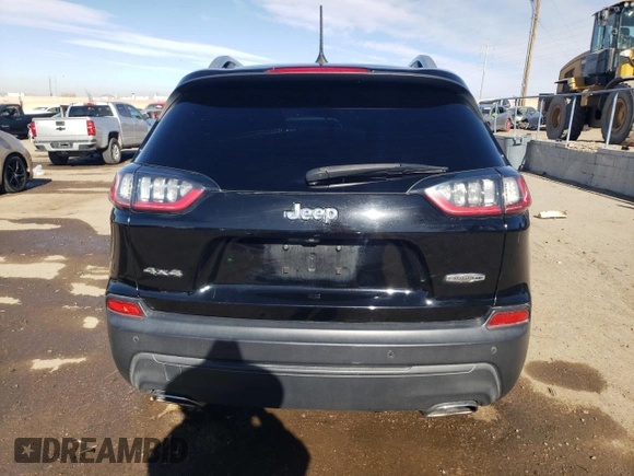 2019 Jeep Cherokee Altitude с VIN 1C4PJMLX3KD408306, выставлен на аукционе Copart как лот 83896874 с пробегом 128 054 миль миль и Списание • Salvage title. История ставок и продаж доступна на DreamBid. Изображение 6.