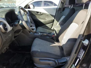 2021 Hyundai Kona SEL with VIN KM8K2CAA5MU617593, listed as a Copart auction lot 45023555 with 61,976 mi miles and Non Repairable. Bid and sale history available at carsss.com. Image 7.
