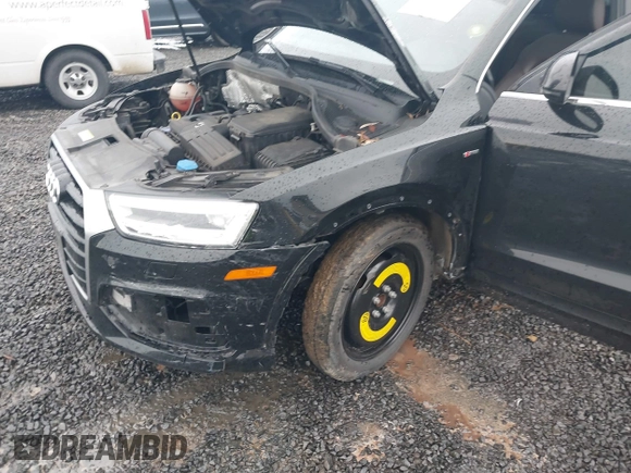 2018 Audi Q3 Premium Plus with VIN WA1JCCFS5JR014957, listed as a IAAI auction lot 41099133 with 73,905 mi miles. Bid and sale history available at carsss.com. Image 6.