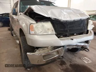 2005 Ford F-150 XLT with VIN 1FTPW14535FB22767, listed as a IAAI auction lot 41880025 with 1 mi miles. Bid and sale history available at carsss.com. Image 14.