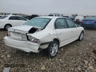 2004 Hyundai Sonata GLS with VIN KMHWF35HX4A994838, listed as a Copart auction lot 41637995 with 235,568 mi miles and Clean Title. Bid and sale history available at carsss.com. Image 3.