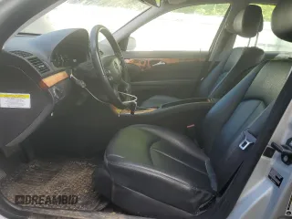 2008 Mercedes-Benz E 350 Luxury z VIN WDBUF87X38B227604, wystawiony jako Copart lot #58847165 z przebiegiem 153 387 mil mil oraz Czysty tytuł • Clean title. Historia ofert i sprzedaży dostępna na DreamBid. Obrazek 7.