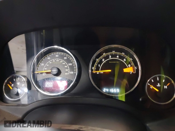 2014 Jeep Patriot Limited with VIN 1C4NJRCB8ED910340, listed as a IAAI auction lot 41396065 with 241,669 mi miles. Bid and sale history available at carsss.com. Image 7.