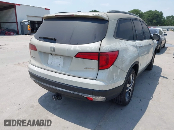 2017 Honda Pilot Touring z VIN 5FNYF6H93HB007898, wystawiony jako IAAI lot #42289193 z przebiegiem 70 498 mil mil oraz . Historia ofert i sprzedaży dostępna na DreamBid. Obrazek 4.