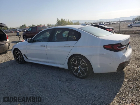 2022 BMW 5 Series 530i xDrive z VIN WBA13BJ00NCJ40607, wystawiony jako Copart lot #54605845 z przebiegiem 27 920 mil mil oraz Szkoda całkowita • Salvage title. Historia ofert i sprzedaży dostępna na DreamBid. Obrazek 2.