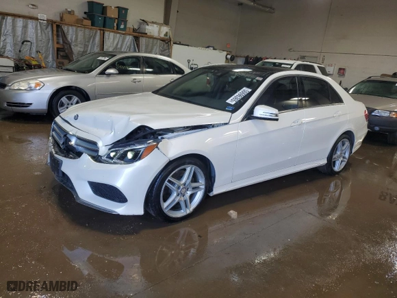2014 Mercedes-Benz E-Class E 350 Luxury with VIN WDDHF8JB3EA928425, listed as a Copart auction lot 50696365 with 122,589 mi miles and Salvage Title. Bid and sale history available at carsss.com. Image 1.