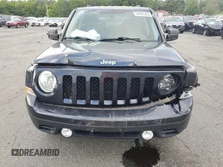 2015 Jeep Patriot Latitude with VIN 1C4NJRFBXFD176250, listed as a Copart auction lot 58903295 with 72,675 mi miles and Salvage title. Bid and sale history available at DreamBid. Image 5.