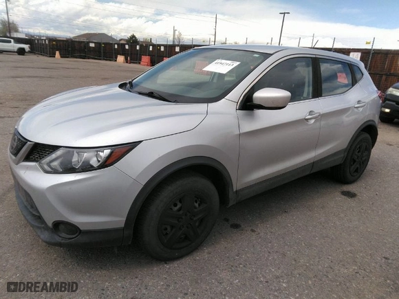 2018 Nissan Rogue Sport SV with VIN JN1BJ1CR7JW258183, listed as a IAAI auction lot 41947113 with NaN miles. Bid and sale history available at carsss.com. Image 14.