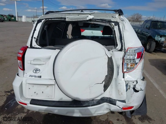2011 Toyota RAV4 with VIN 2T3KF4DV3BW098315, listed as a IAAI auction lot 41366068 with 100,002 mi miles. Bid and sale history available at carsss.com. Image 6.