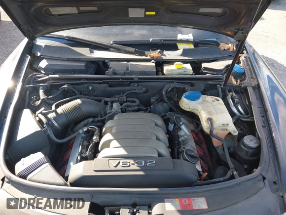 2005 Audi A6 with VIN WAUDG74F25N066402, listed as a IAAI auction lot 41597505 with 999,999 mi miles. Bid and sale history available at carsss.com. Image 10.
